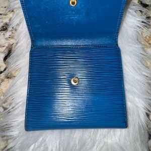 💯Authentic Louis Vuitton Blue Epi Wallet